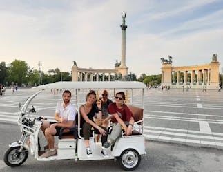 Visite guidée de Budapest en tuk tuk électrique